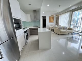À louer 2 chambres condo à Pathum Wan, Bangkok