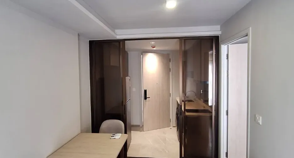 À louer 1 chambre condo à Watthana, Bangkok