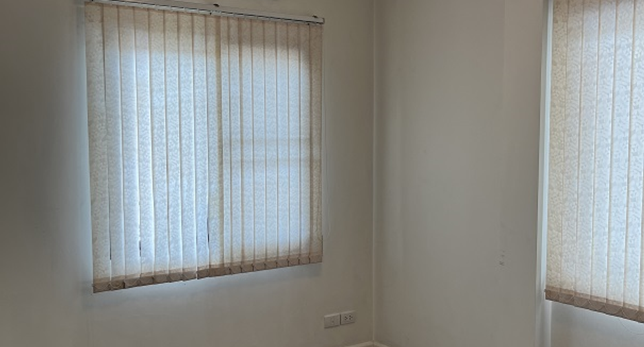 For rent 3 ベッドルーム house in Sai Mai, Bangkok