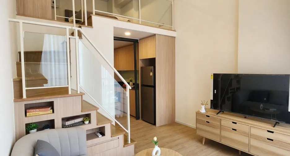 À louer 1 chambre condo à Huai Khwang, Bangkok