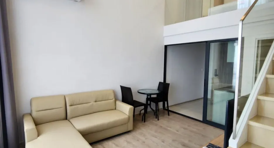 À louer 1 chambre condo à Watthana, Bangkok