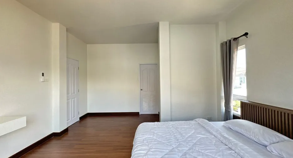 Haus zur Miete mit 4 Zimmer in Saraphi, Chiang Mai