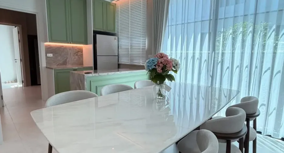 For rent 4 bedrooms house in Saphan Sung, Bangkok
