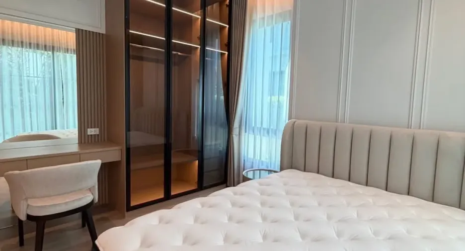 For rent 4 bedrooms house in Saphan Sung, Bangkok