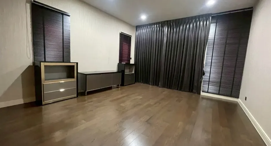 出租 4 卧室 独立屋 在 Bang Kapi, 曼谷