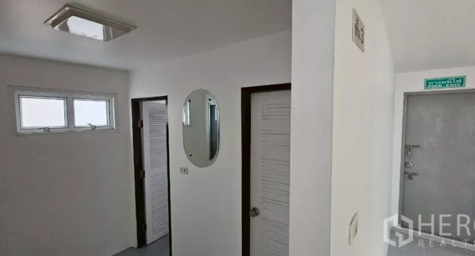Oficina en alquiler en Bueng Kum, Bangkok