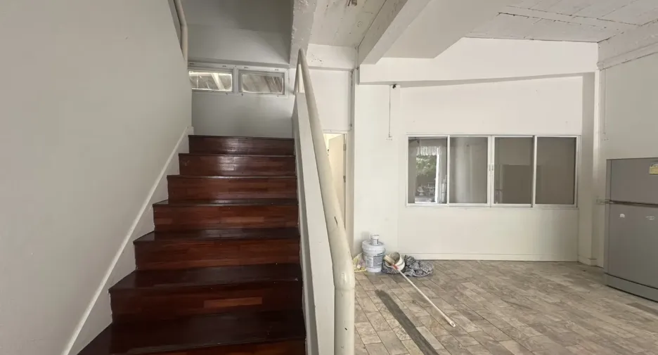 For rent 4 ベッドルーム office in Hua Hin, Prachuap Khiri Khan