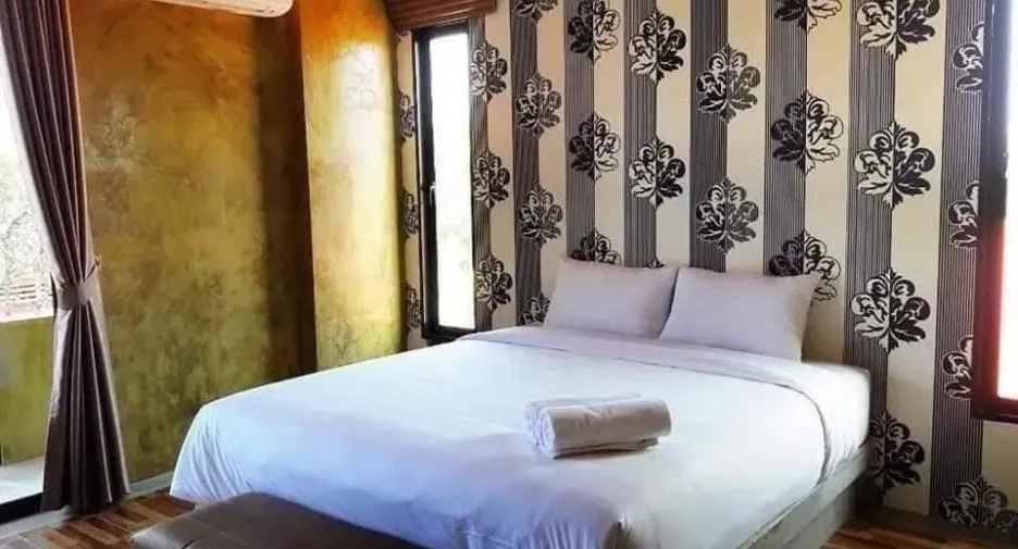 À vendre 16 chambres hôtel à Pran Buri, Prachuap Khiri Khan