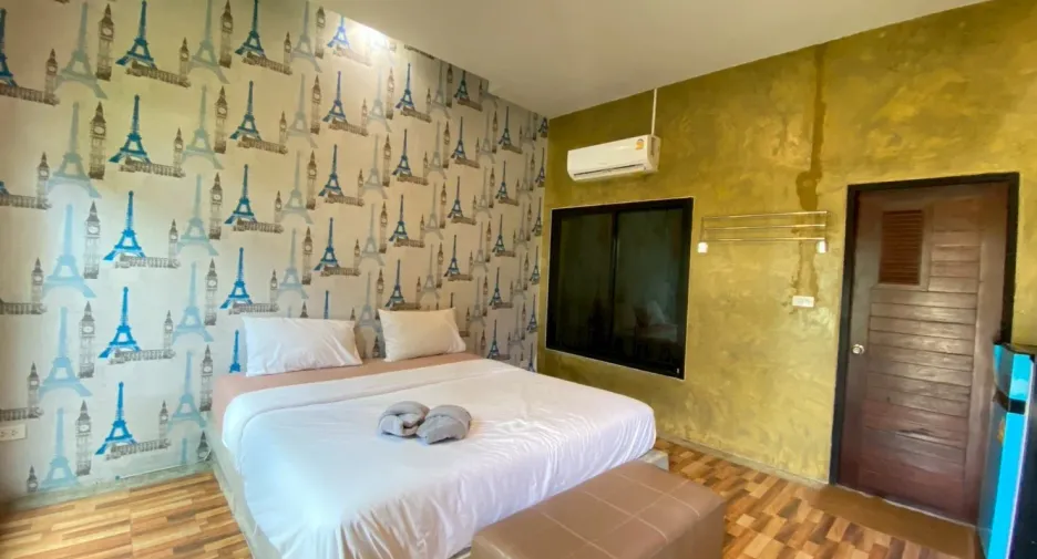 À vendre 16 chambres hôtel à Pran Buri, Prachuap Khiri Khan
