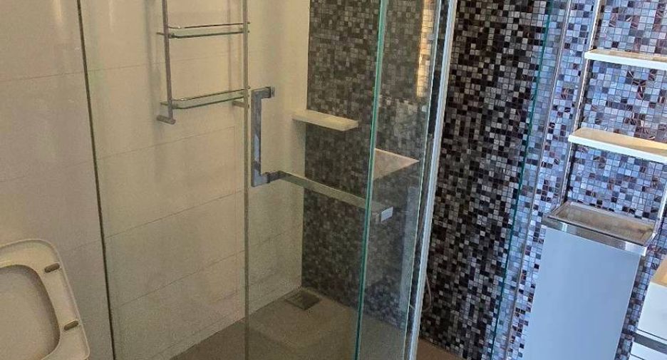 For sale 2 bedrooms condo in Sathon, Bangkok