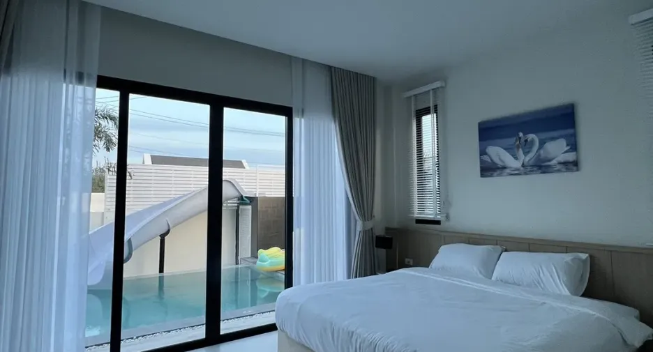 For rent 4 bedrooms villa in Hua Hin, Prachuap Khiri Khan
