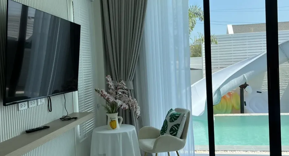 For rent 4 bedrooms villa in Hua Hin, Prachuap Khiri Khan