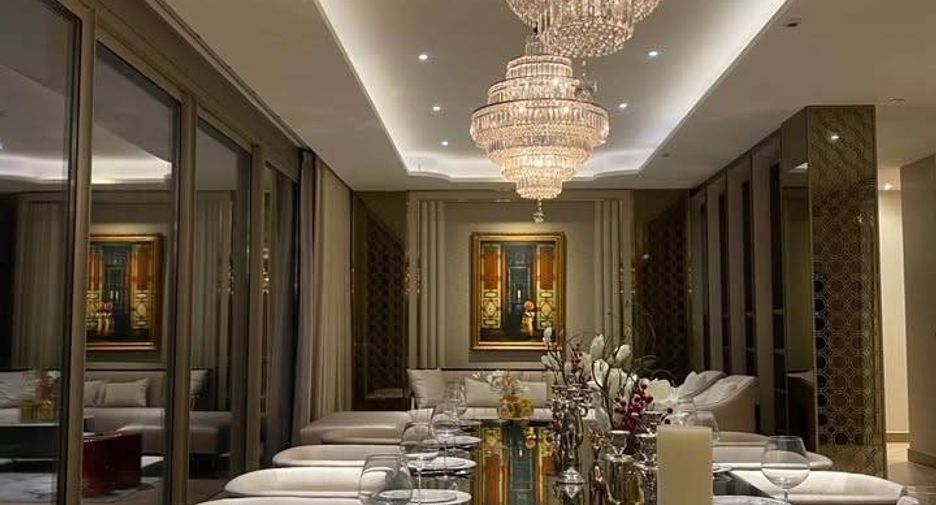 Condo en alquiler y en venta de 6 habitaciones en Khlong San, Bangkok