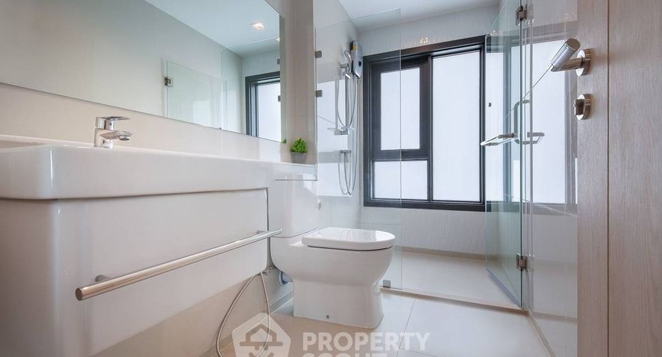 Wohnung zur Miete mit 2 Zimmer in Pathum Wan, Bangkok