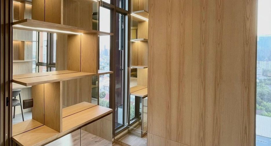 Wohnung zur Miete mit 1 Zimmer in Watthana, Bangkok