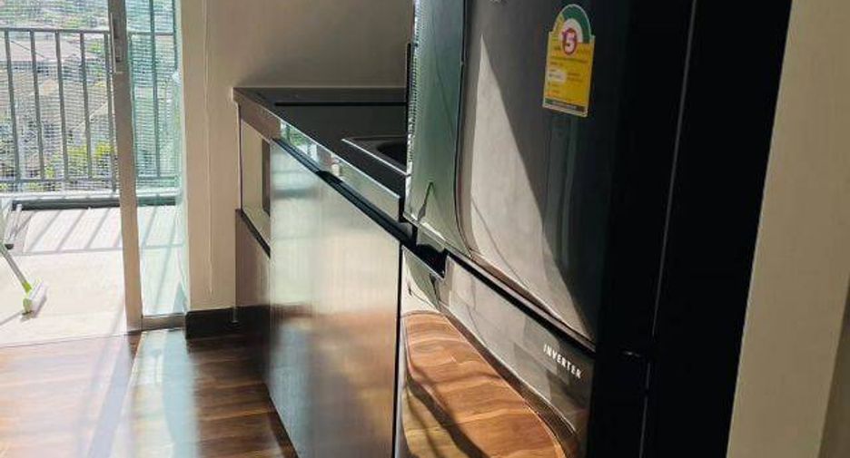 For sale 1 Beds condo in Khan Na Yao, Bangkok