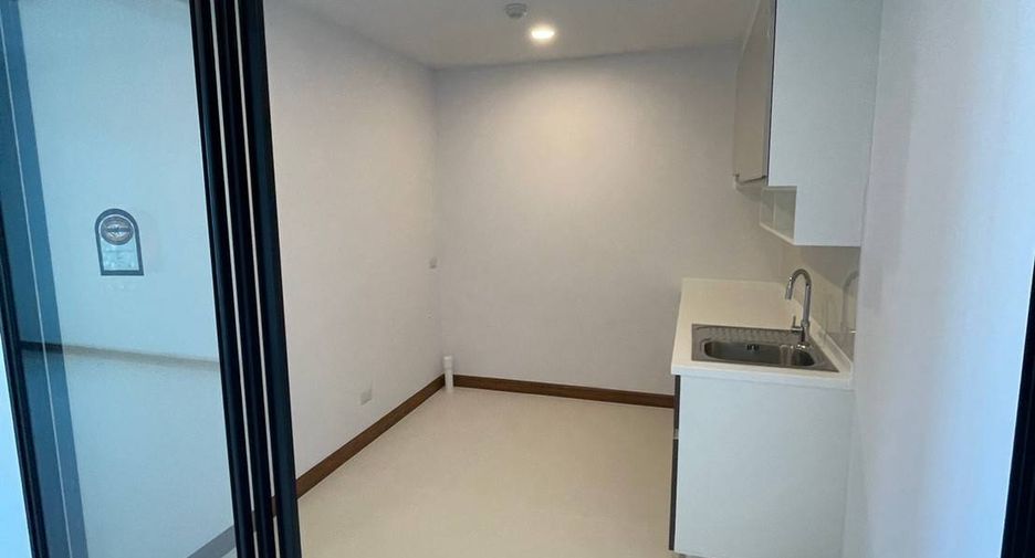 À vendre 1 chambre condo à Khlong San, Bangkok