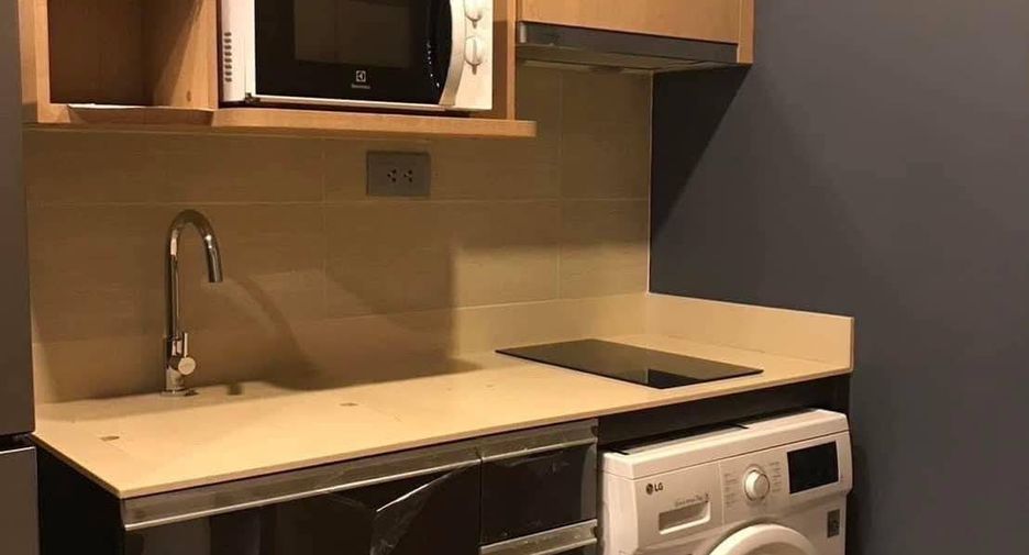 Condo en alquiler y en venta de 1 habitaciones en Pathum Wan, Bangkok