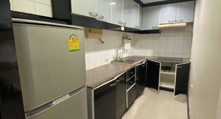 For sale 2 bedrooms condo in Watthana, Bangkok
