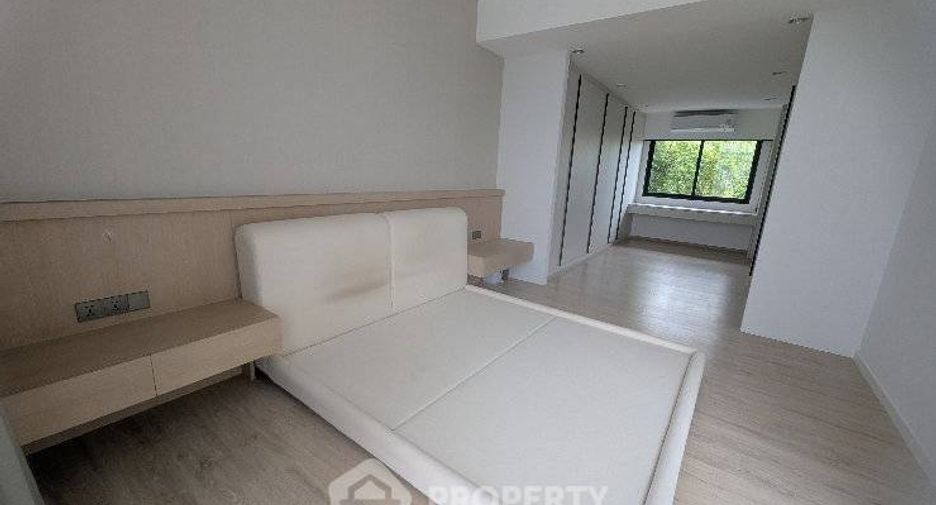 Reihenhaus zum Kauf mit 4 Zimmer in Suan Luang, Bangkok