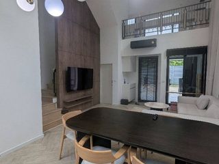 出售 4 卧室 联排别墅 在 Suan Luang, 曼谷