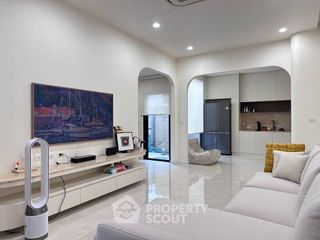 For sale 3 bedrooms townhouse in Yan Nawa, Bangkok