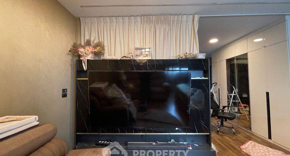 For sale 3 bedrooms townhouse in Khan Na Yao, Bangkok