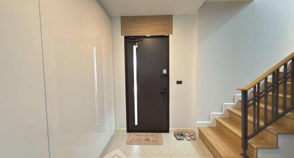 For sale 3 bedrooms house in East Pattaya, Pattaya