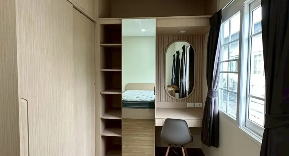 À louer 2 chambres maison de ville à Mueang Chiang Mai, Chiang Mai
