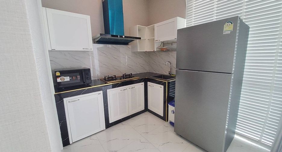 For rent 4 bedrooms villa in Hua Hin, Prachuap Khiri Khan