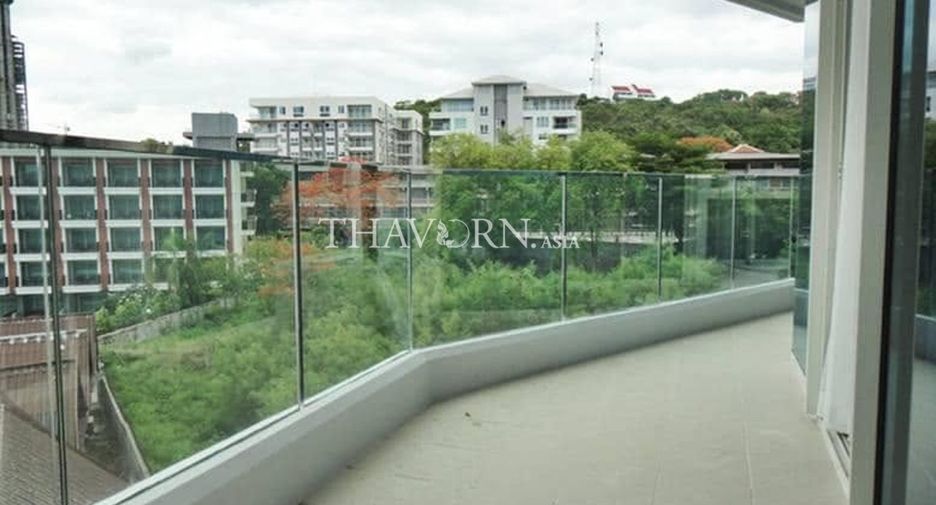 For sale 2 bedrooms condo in Pratumnak, Pattaya