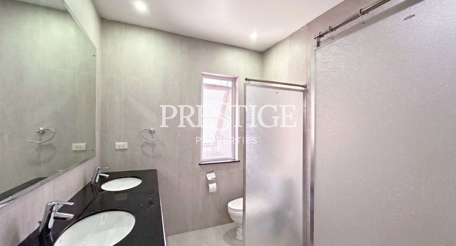 For sale 2 bedrooms house in Jomtien, Pattaya