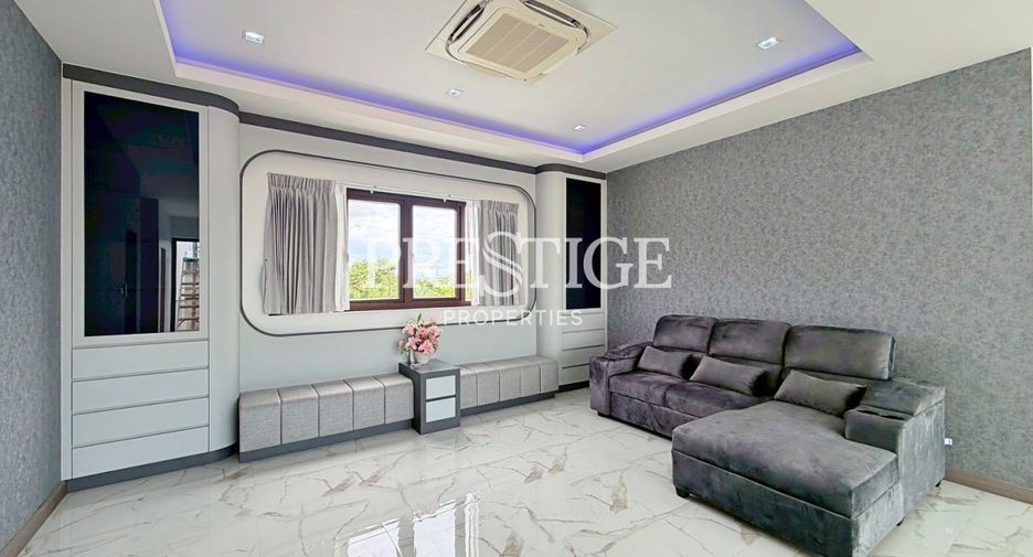 For rent 5 bedrooms house in Bang Lamung, Chonburi