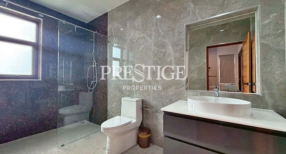 For rent 5 bedrooms house in Bang Lamung, Chonburi