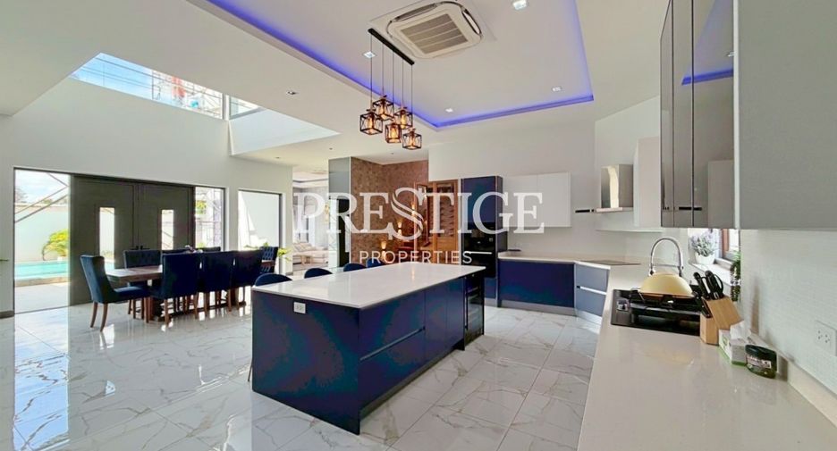 For rent 5 bedrooms house in Bang Lamung, Chonburi