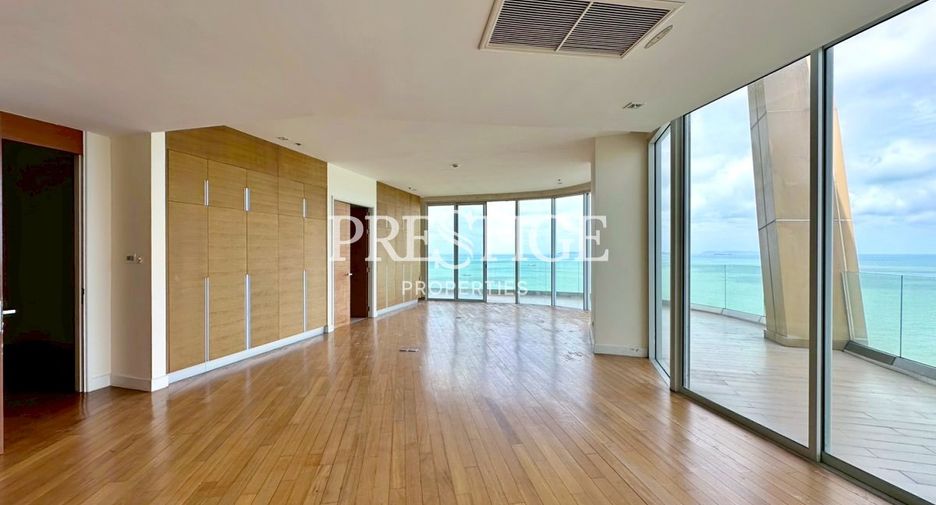 For sale 4 bedrooms condo in North Pattaya, Pattaya