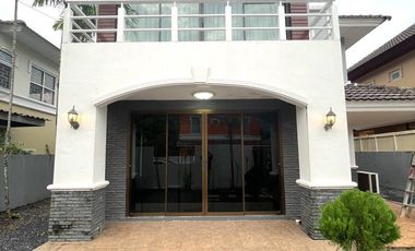For rent 3 bedrooms house in Mueang Phuket, Phuket