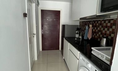 À louer studio condo à Pratumnak, Pattaya