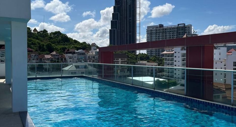 À louer studio condo à Pratumnak, Pattaya