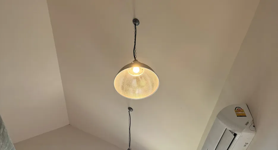 Casa adosada en venta y en alquiler de 4 habitaciones en Mueang Chiang Mai, Chiang Mai