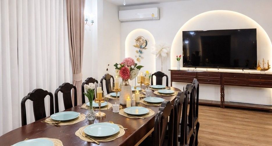 Casa en venta y en alquiler de 5 habitaciones en San Sai, Chiang Mai