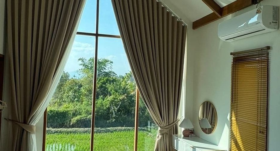 Casa en venta y en alquiler de 5 habitaciones en San Sai, Chiang Mai
