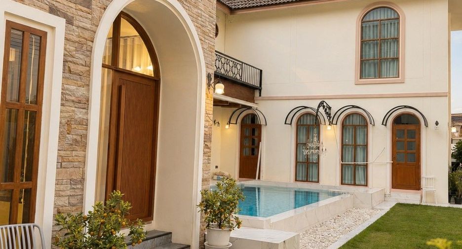 Casa en venta y en alquiler de 5 habitaciones en San Sai, Chiang Mai
