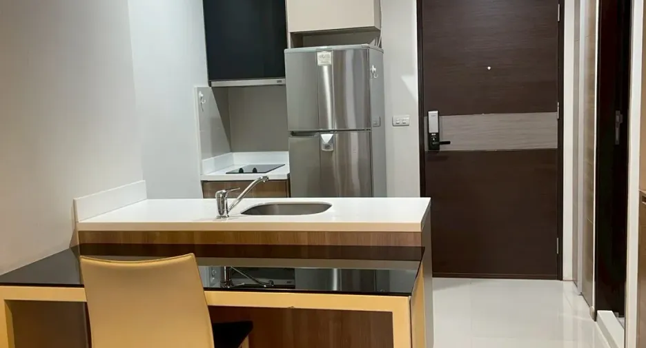 À louer 1 chambre condo à Sathon, Bangkok