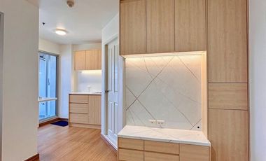 For sale 1 bed condo in Yan Nawa, Bangkok