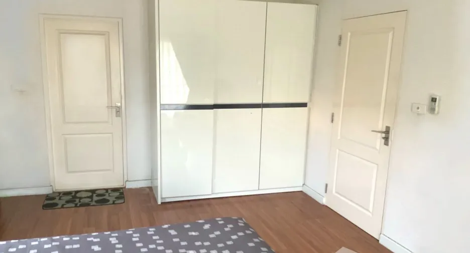 Casa en alquiler de 3 habitaciones en Bang Phli, Samut Prakan