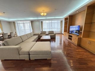 À louer 3 chambres appartement à Watthana, Bangkok