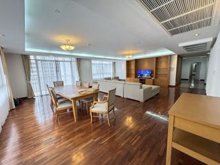 À louer 3 chambres appartement à Watthana, Bangkok