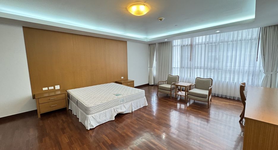 Apartment zur Miete mit 3 Zimmer in Watthana, Bangkok