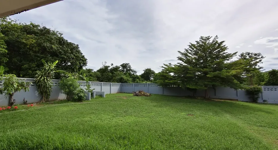 For sale 4 bedrooms house in Hua Hin, Prachuap Khiri Khan